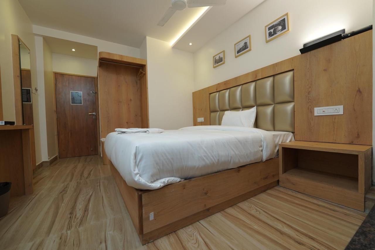 Kochi Southern Residency מראה חיצוני תמונה