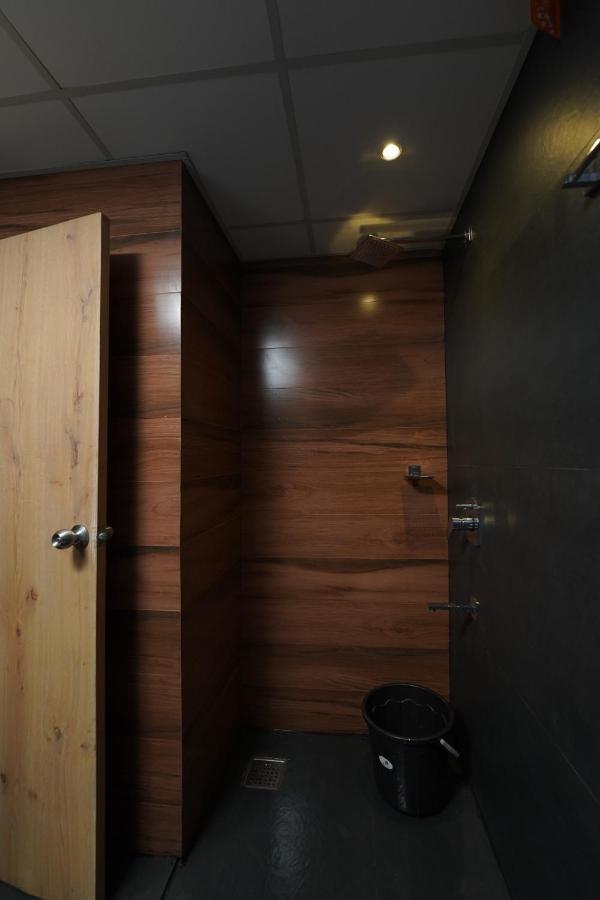 Kochi Southern Residency מראה חיצוני תמונה